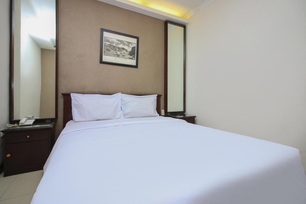 Sky Hotel Buah Batu 1 Bandung Extérieur photo